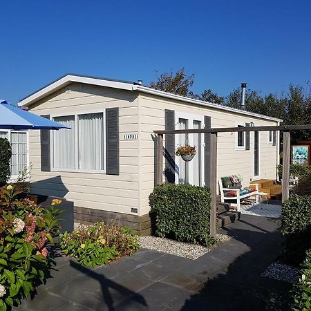 Strandhuis De Zon - Recreatiepark De Watersnip Petten Esterno foto